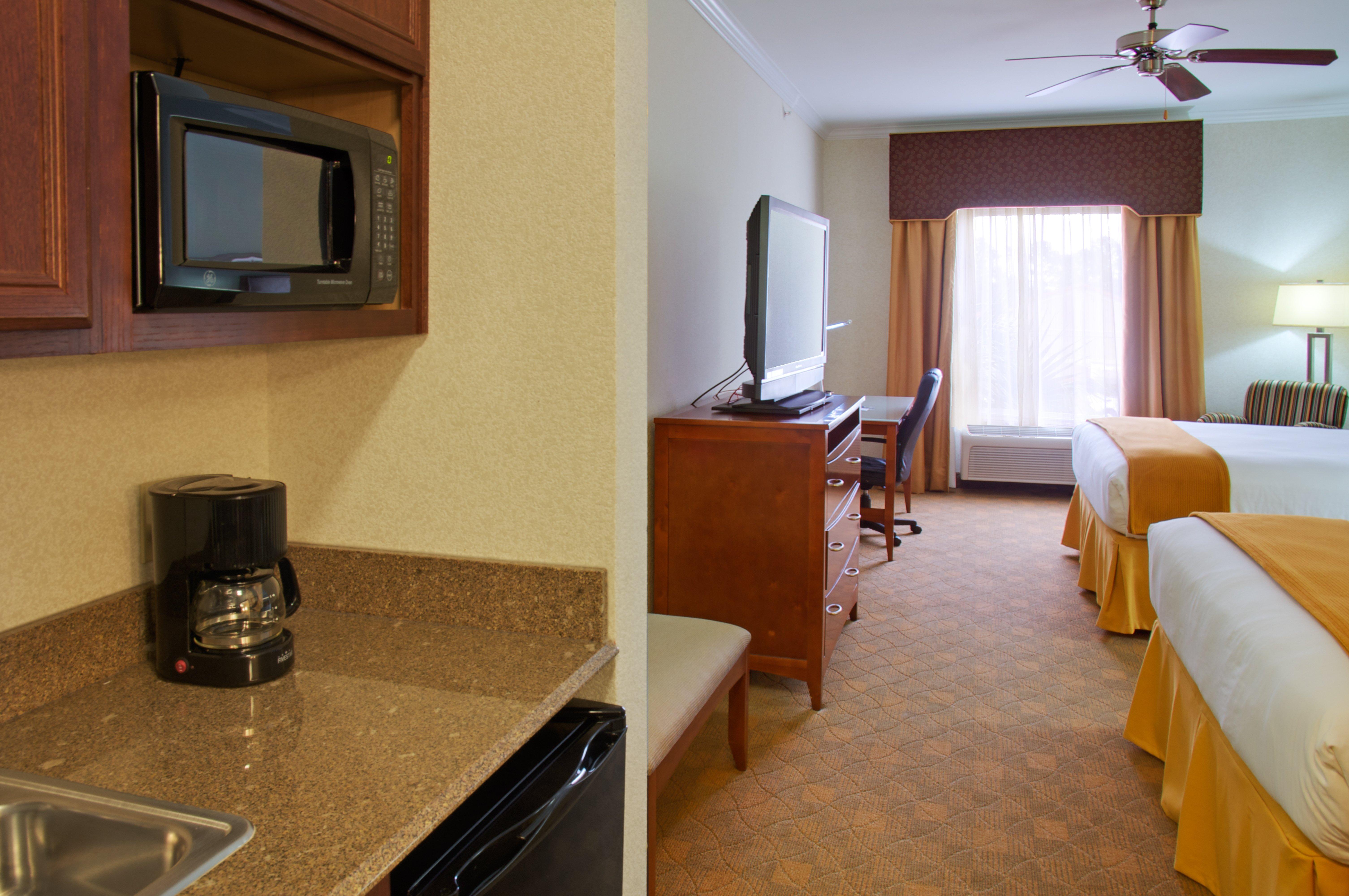 Holiday Inn Express Hotel & Suites Lufkin South By Ihg Exterior photo
