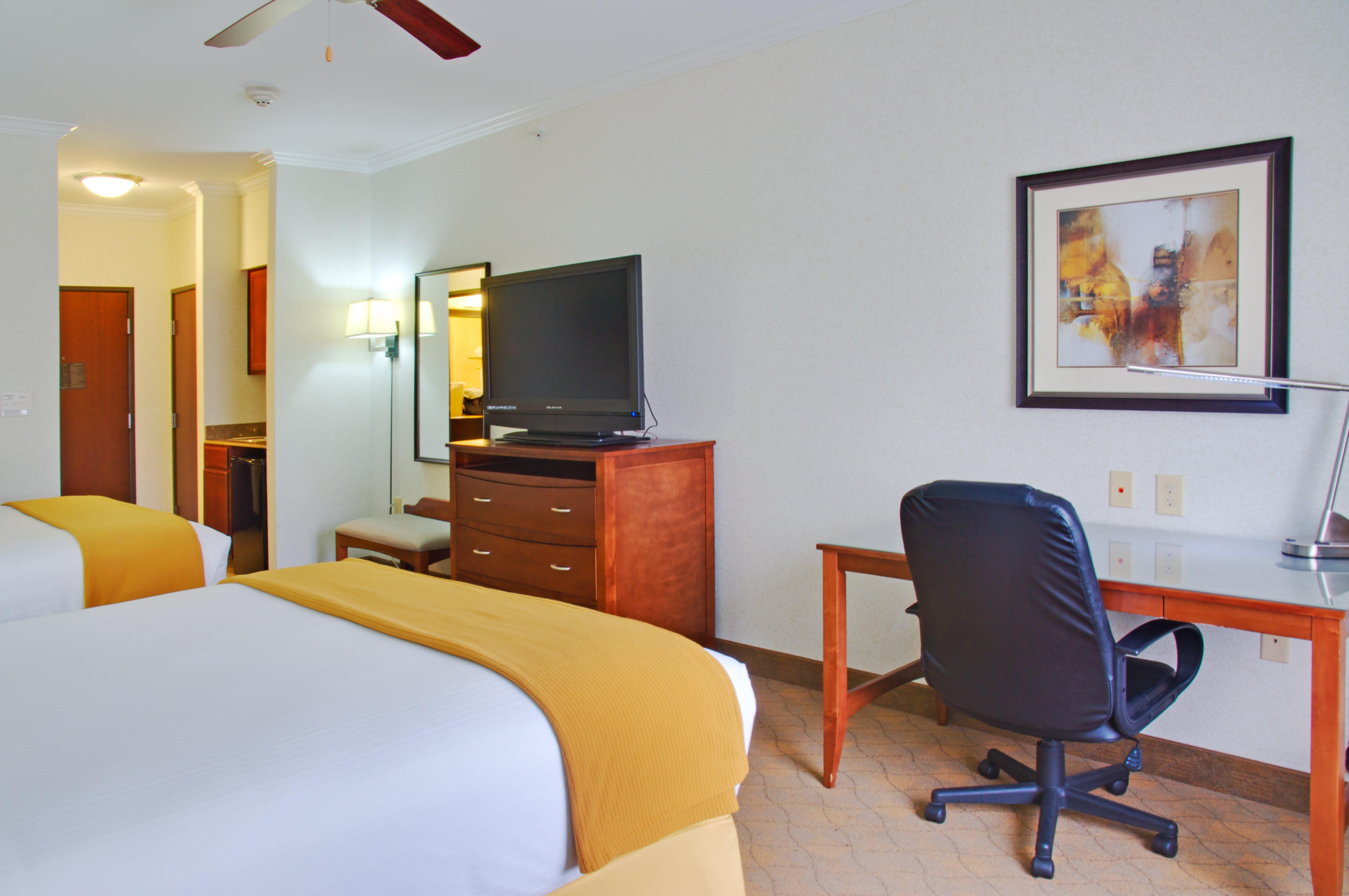 Holiday Inn Express Hotel & Suites Lufkin South By Ihg Exterior photo